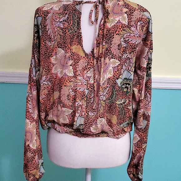Angie Boho Floral & Cheetah Print Semi Balloon Sleeves Blouson Top XS - Picture 5 of 10
